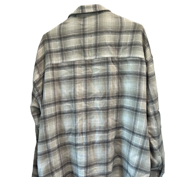 Hollister Flannel - Picture 5 of 9